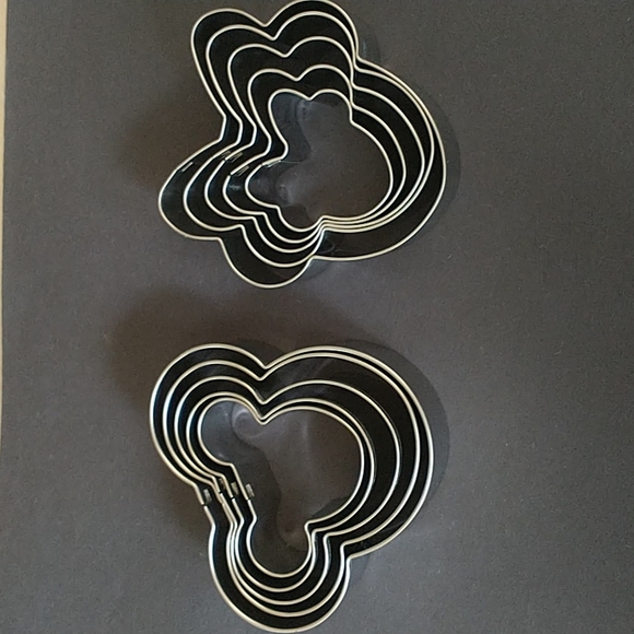 Cookie Cutters Mickey Mouse & Minnie Mouse Cutters 10 pcs - Picture 1 of 8